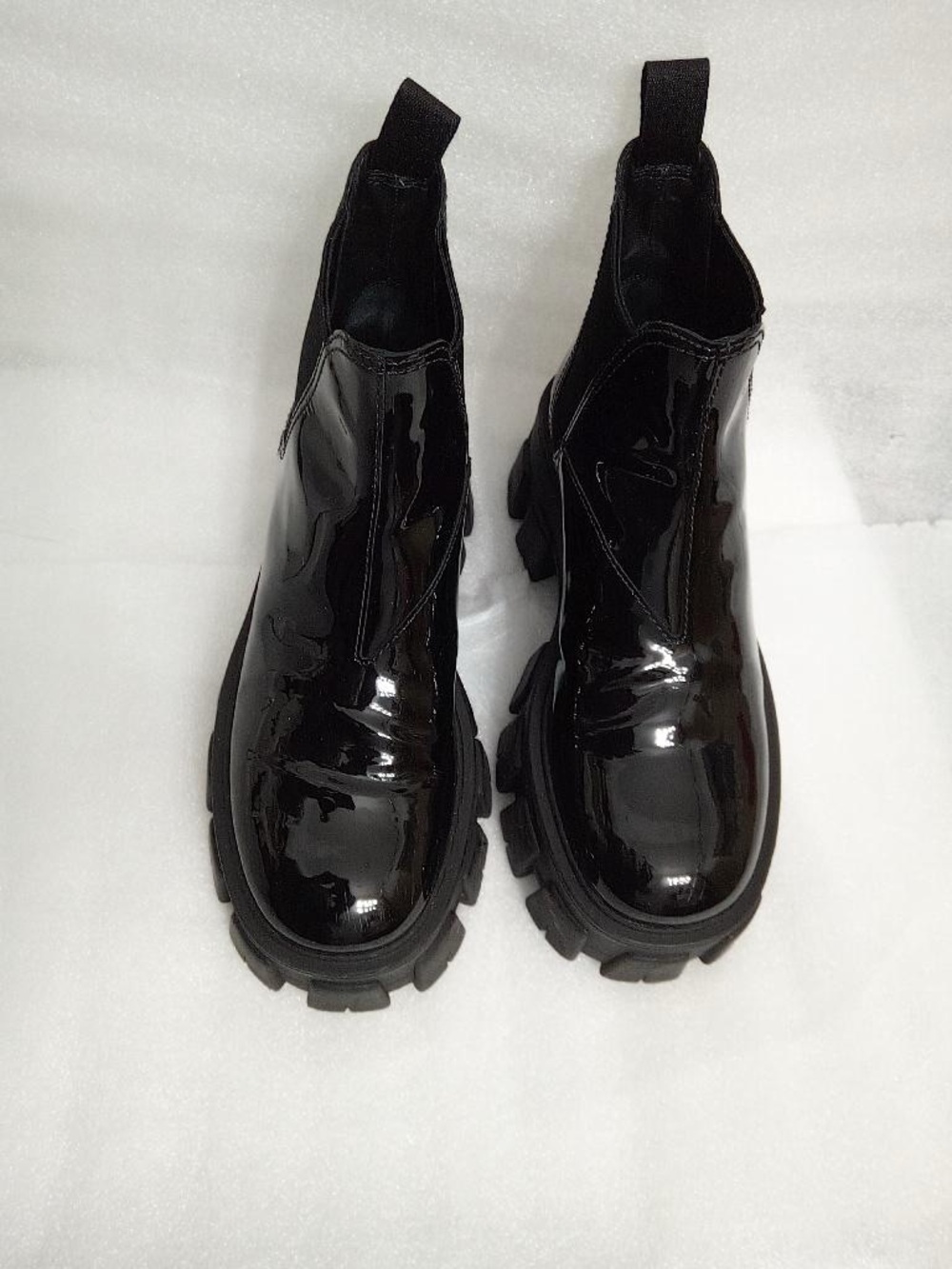 PRADA MONOLITH Patent BLACK LEATHER CHELSEA BOOTS SIZE EU 35. Made in Italy